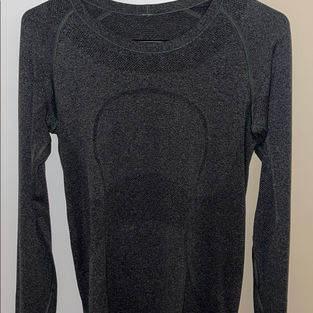 Long sleeve lulu swiftly tech!